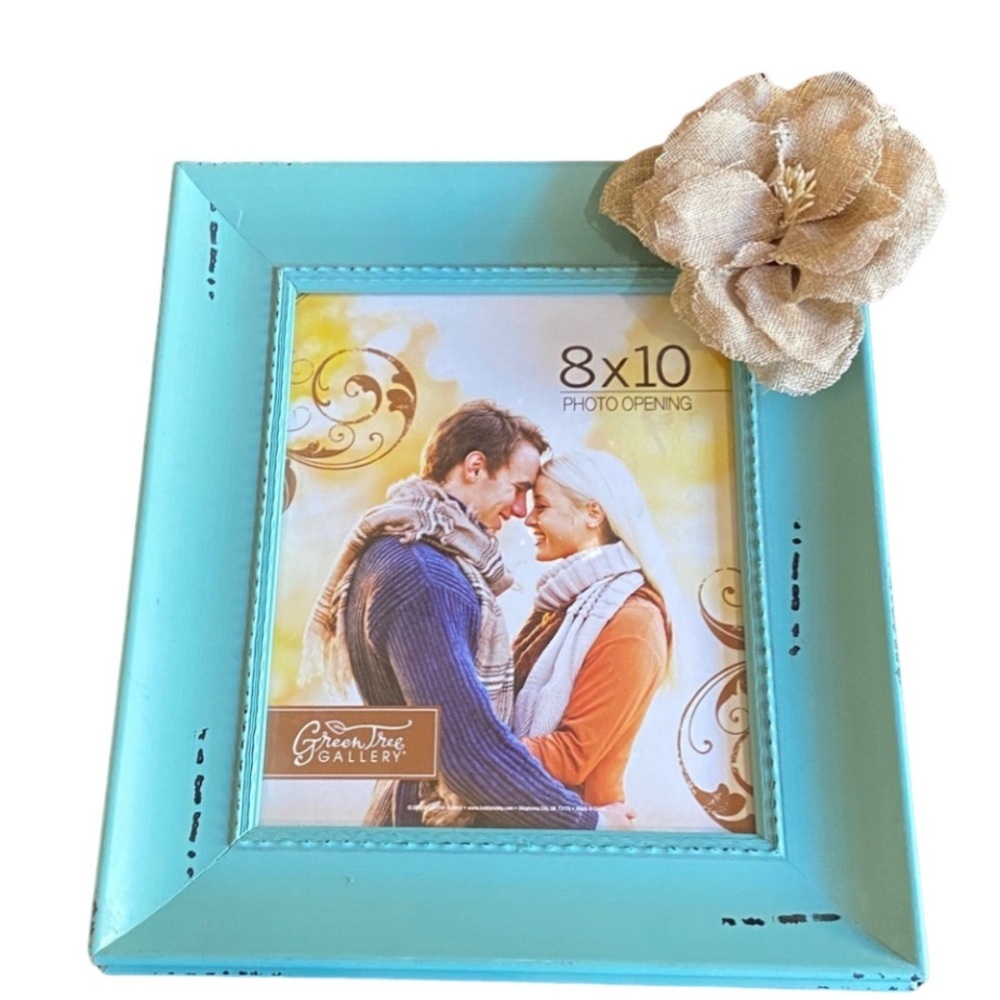 Green Tree Gallery Aqua Picture Frame with Flower. Hobby Lobby. 8” x 10”.